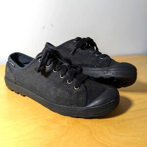 COPY - All black PALLADIUM UNISEX SHOES size 8 men